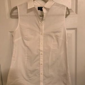 Sleeveless Button-down